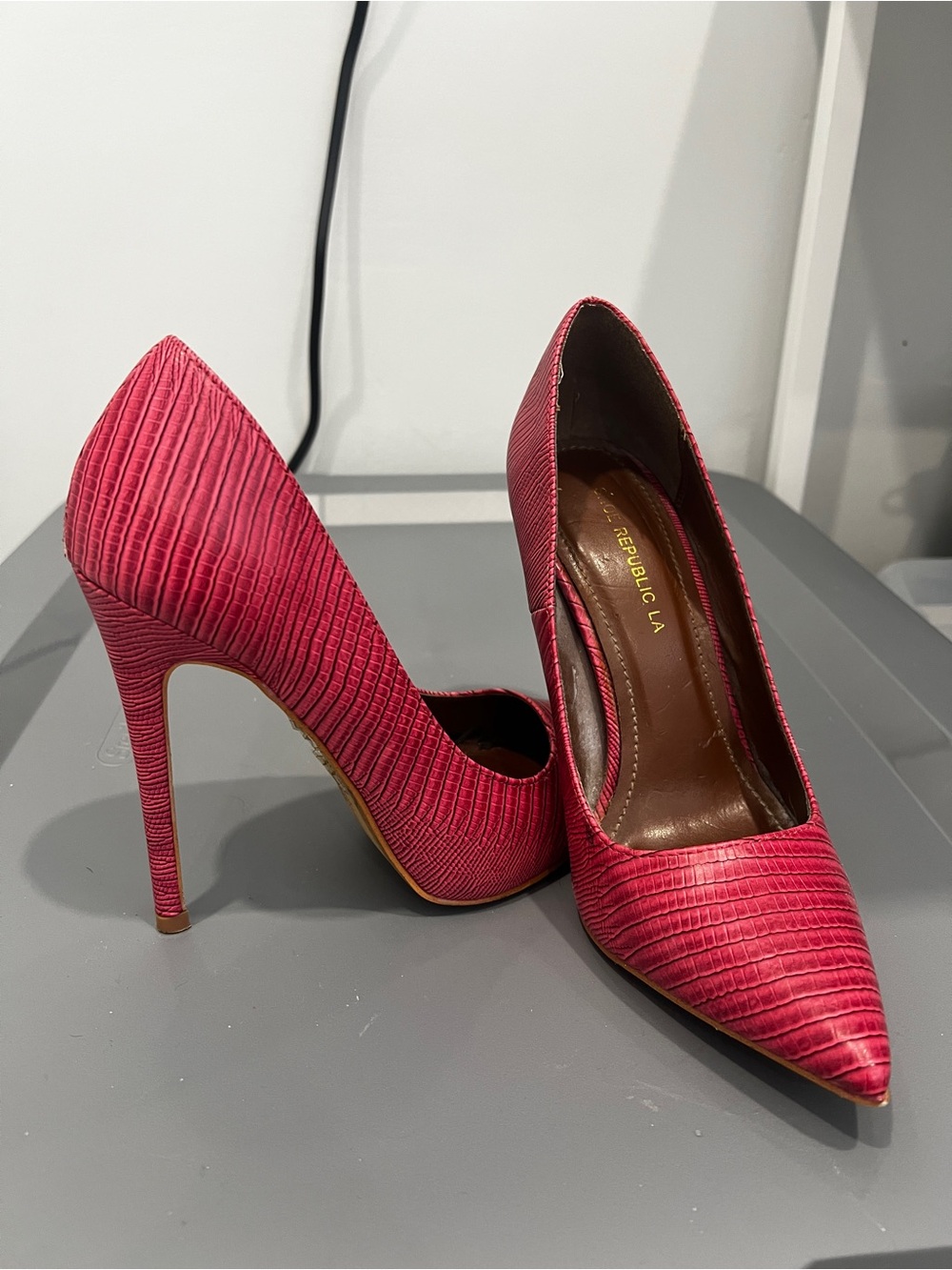 Pink Textured Pointed-Toe Stiletto Pumps